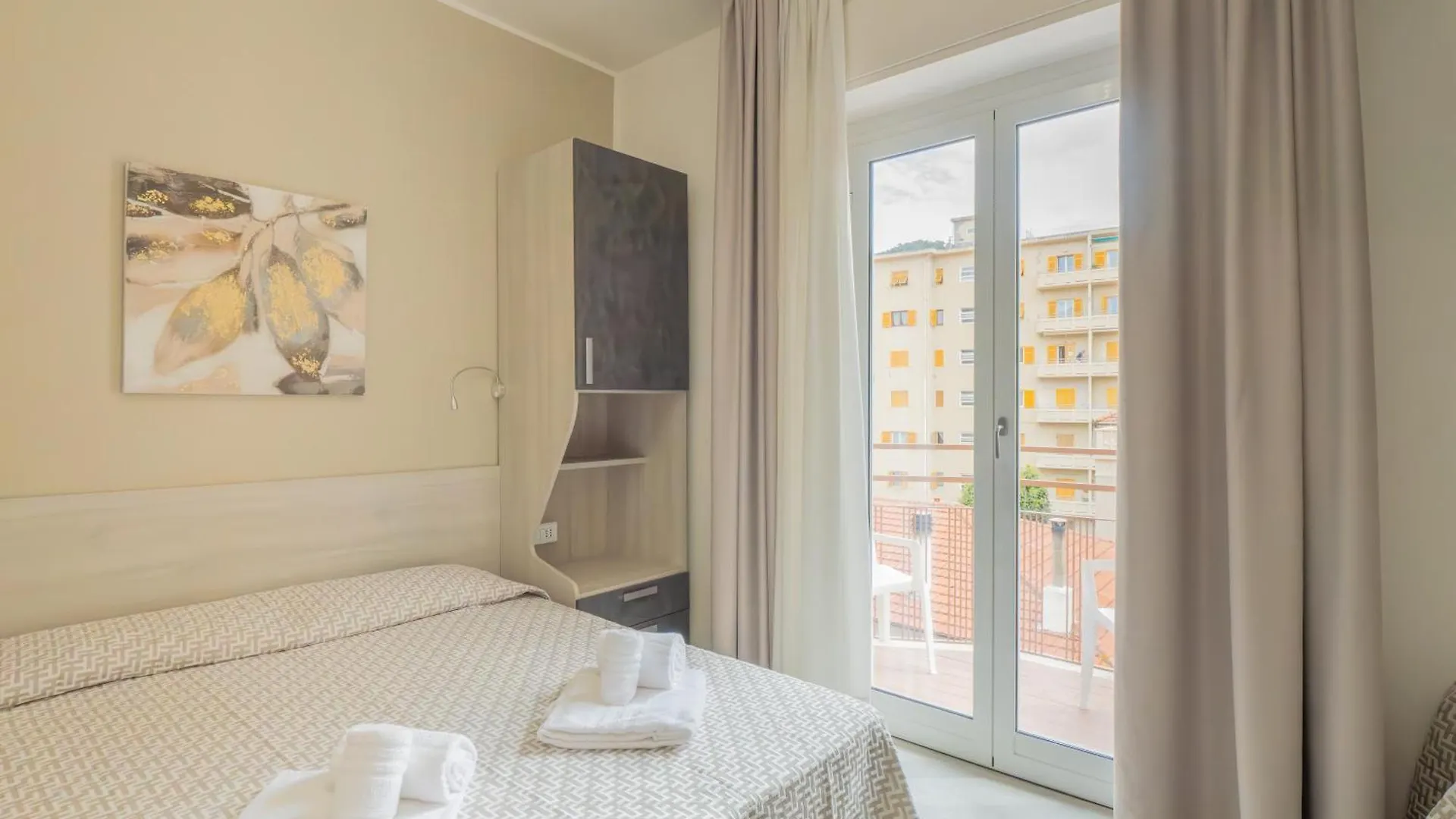 Hotel La Bussola Finale Ligure